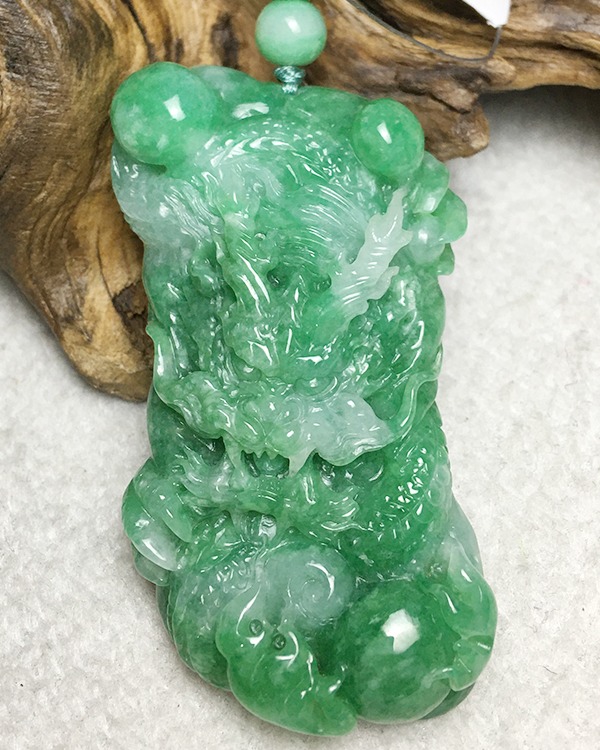 龙行天下