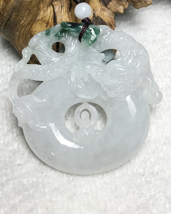 神龙护主