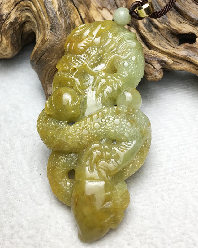 龙行天下