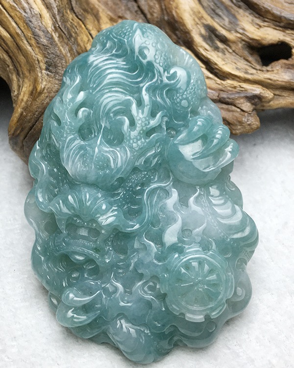 龙行天下