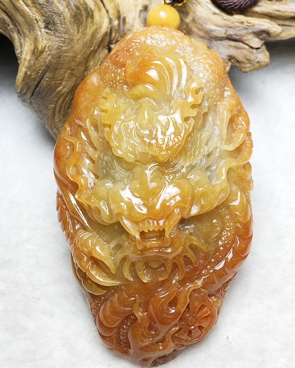 龙行天下