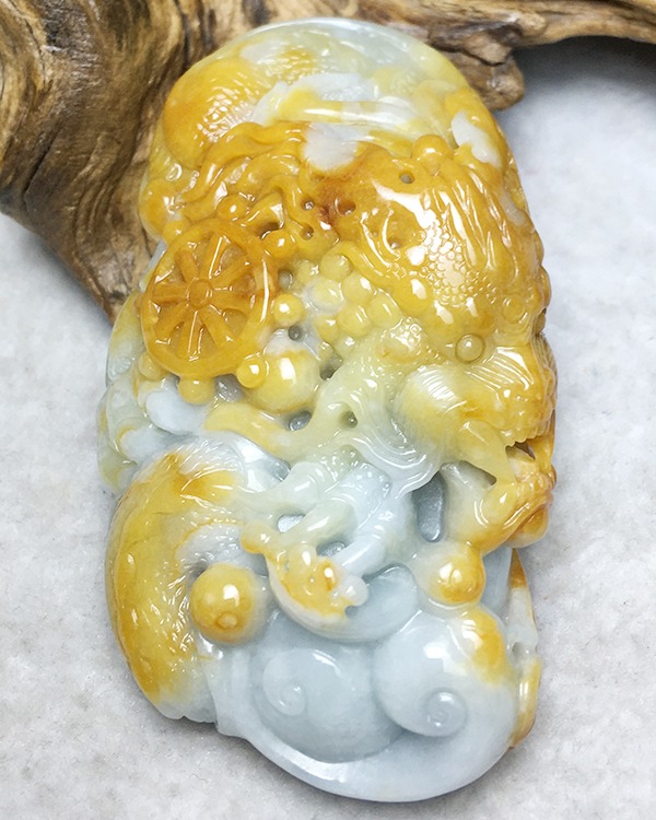 龙行天下