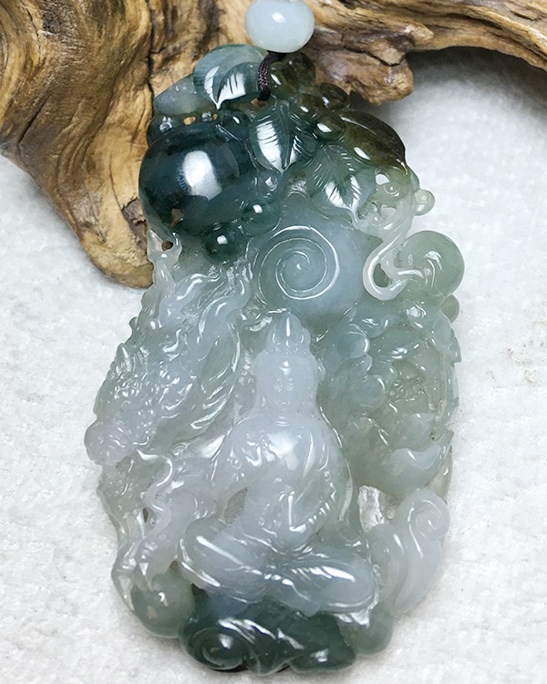 神龙护主