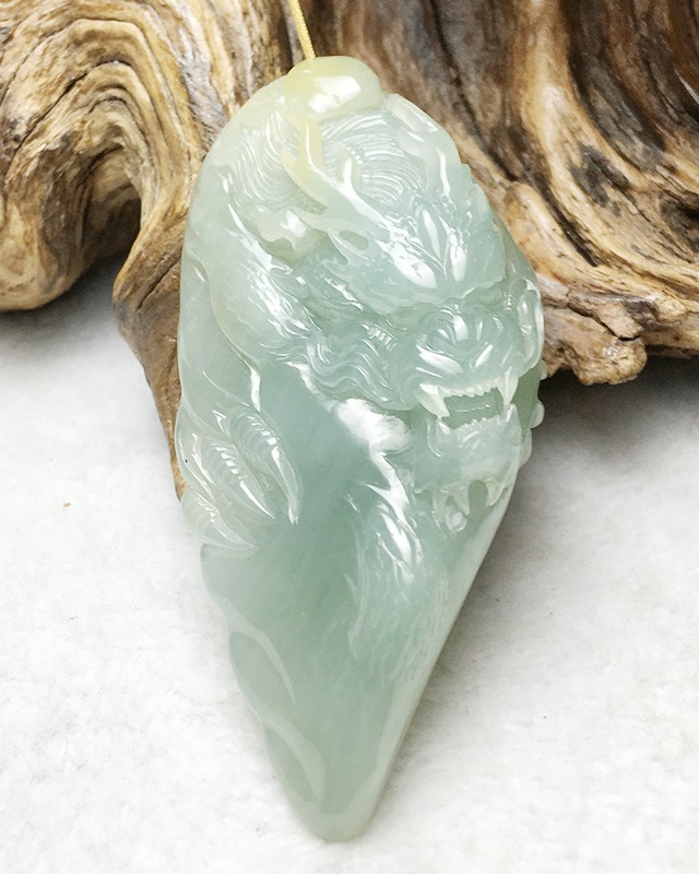 龙行天下