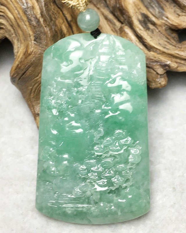绿茵山涧