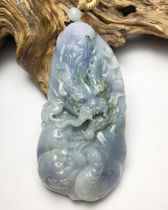 龙行天下