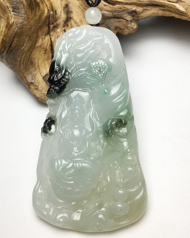 神龙护主