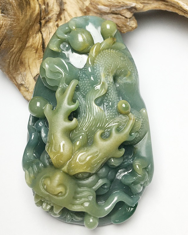 龙行天下