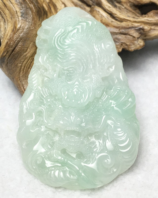 龙行天下