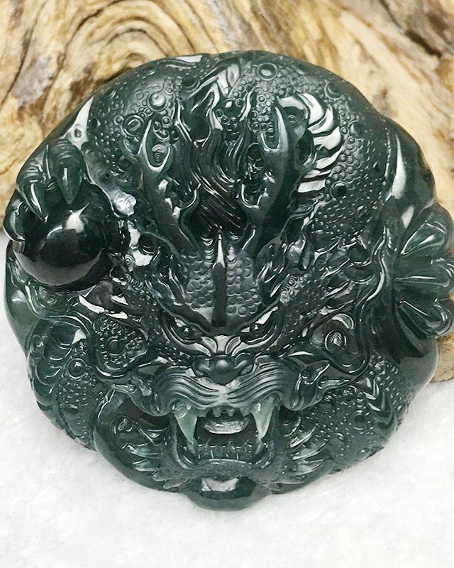 龙行天下