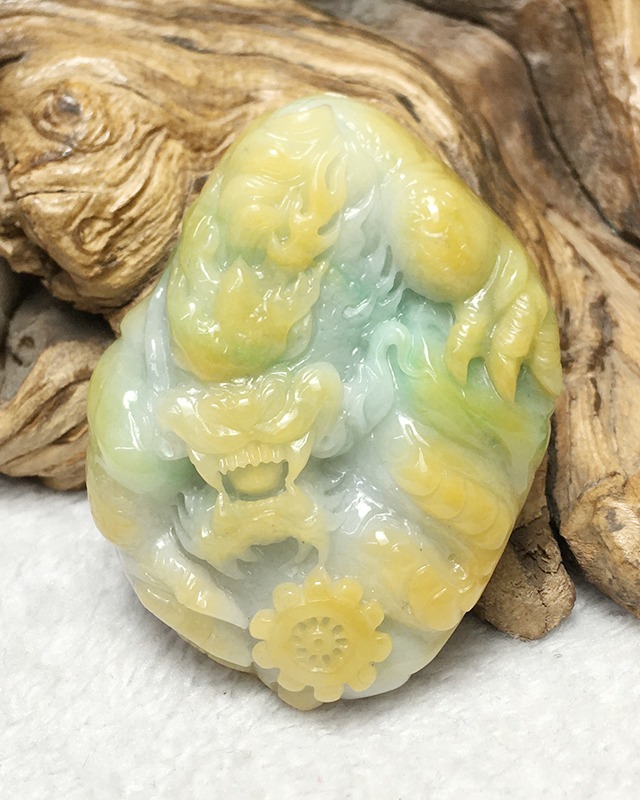 龙行天下