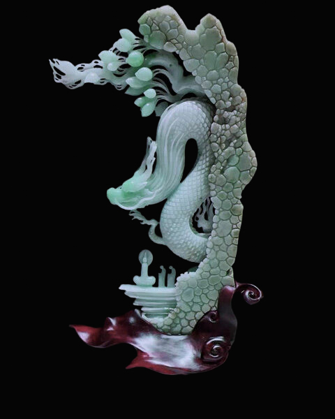 神龙护主