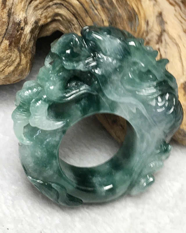 龙行天下