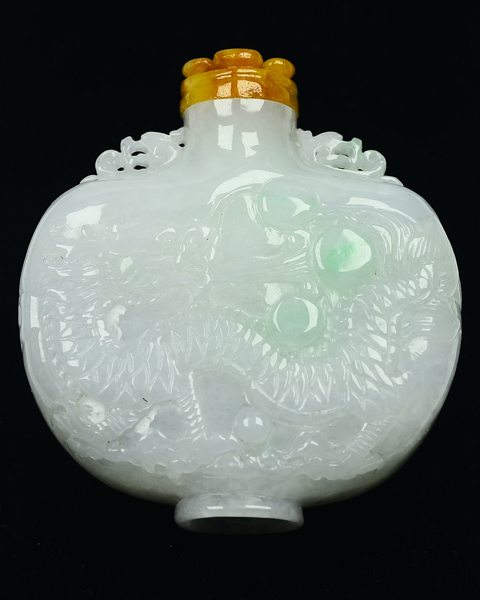 九五之尊·鼻烟壶